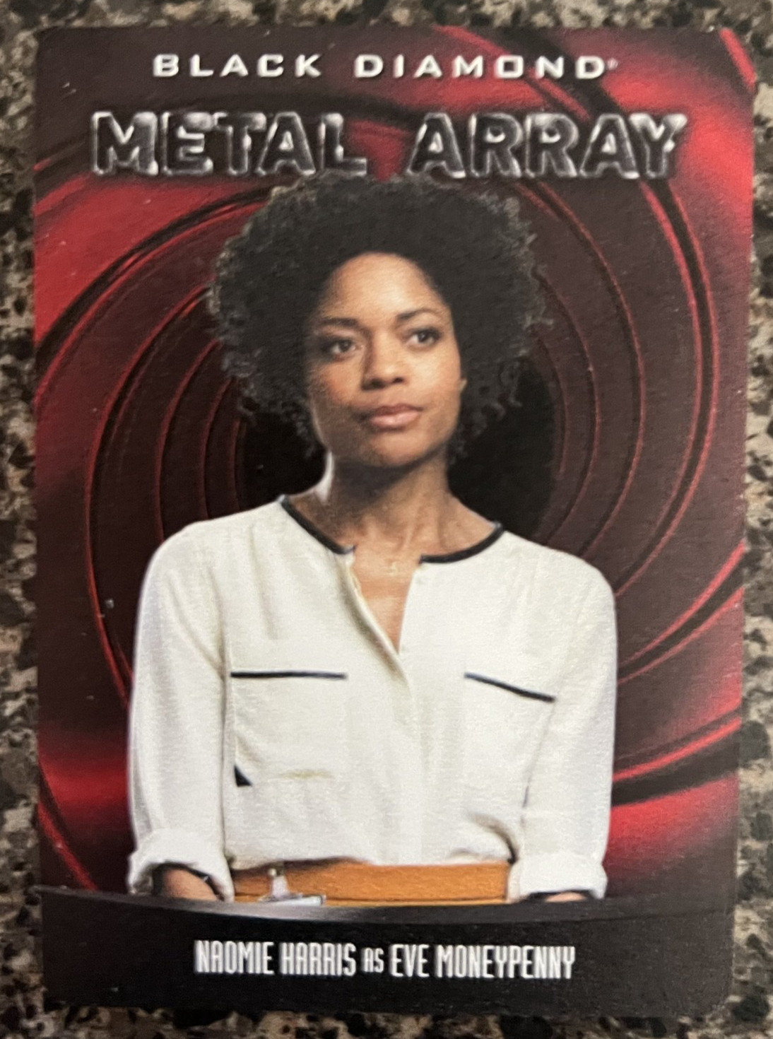2024 JAMES BOND NAOMIE HARRIS BLACK DIAMOND METAL ARRAY RED M-32 12/25