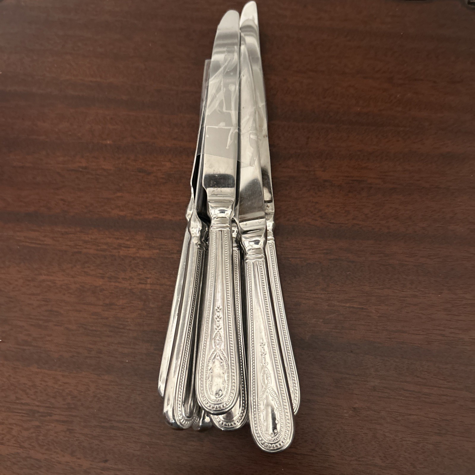 Set If 9 Christofle Perles Dinner Knives With Beaded Edge Pattern Set If 9 Christofle Perles Dinner Knives With Beaded Edge Pattern