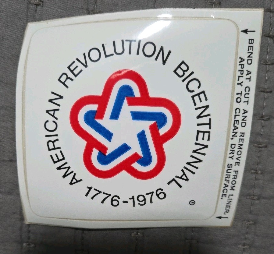 AMERICAN REVOLUTION BICENTENNIAL 1776-1976 STICKER