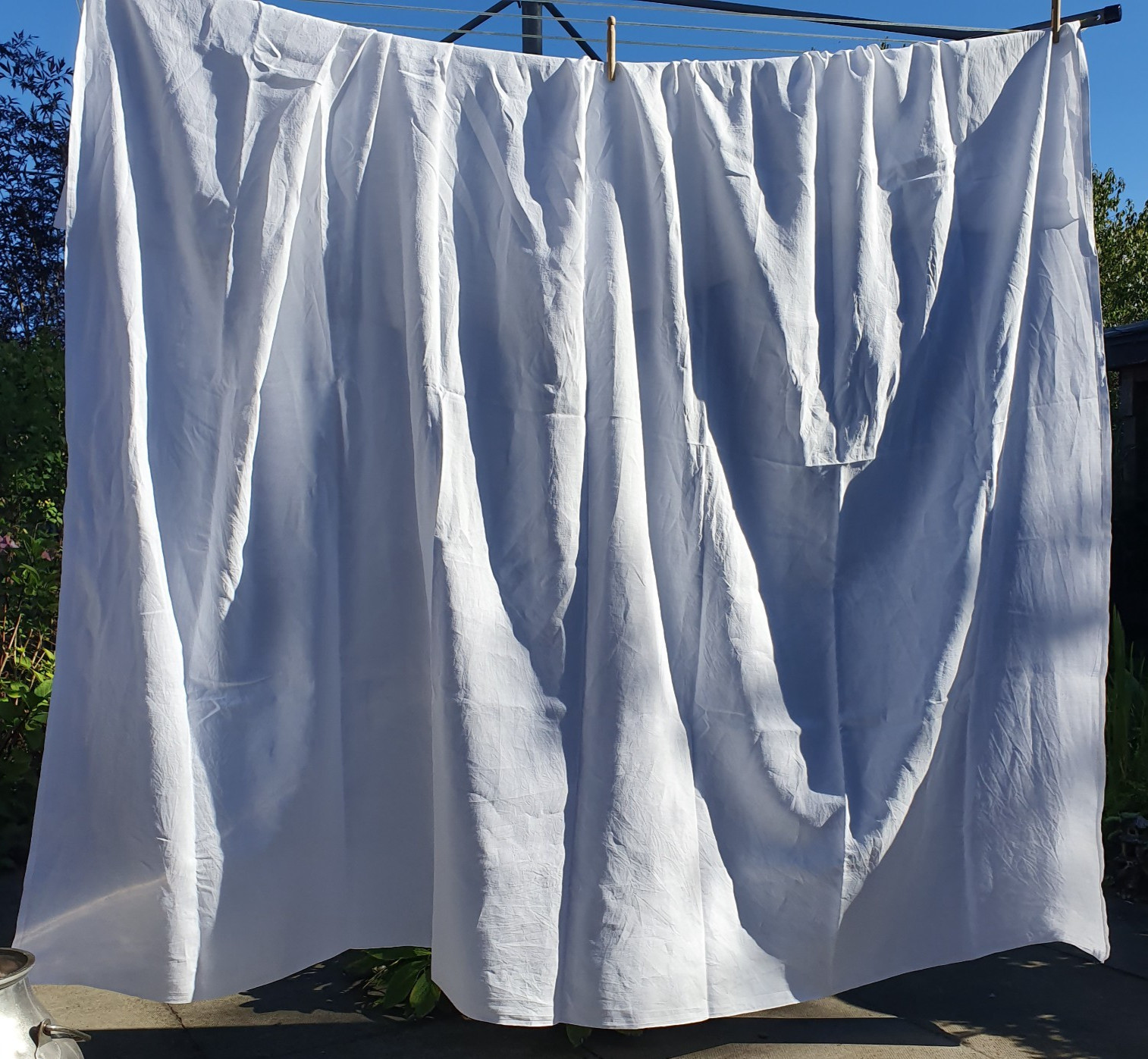 Vintage linen flat bed sheet, white, 82\