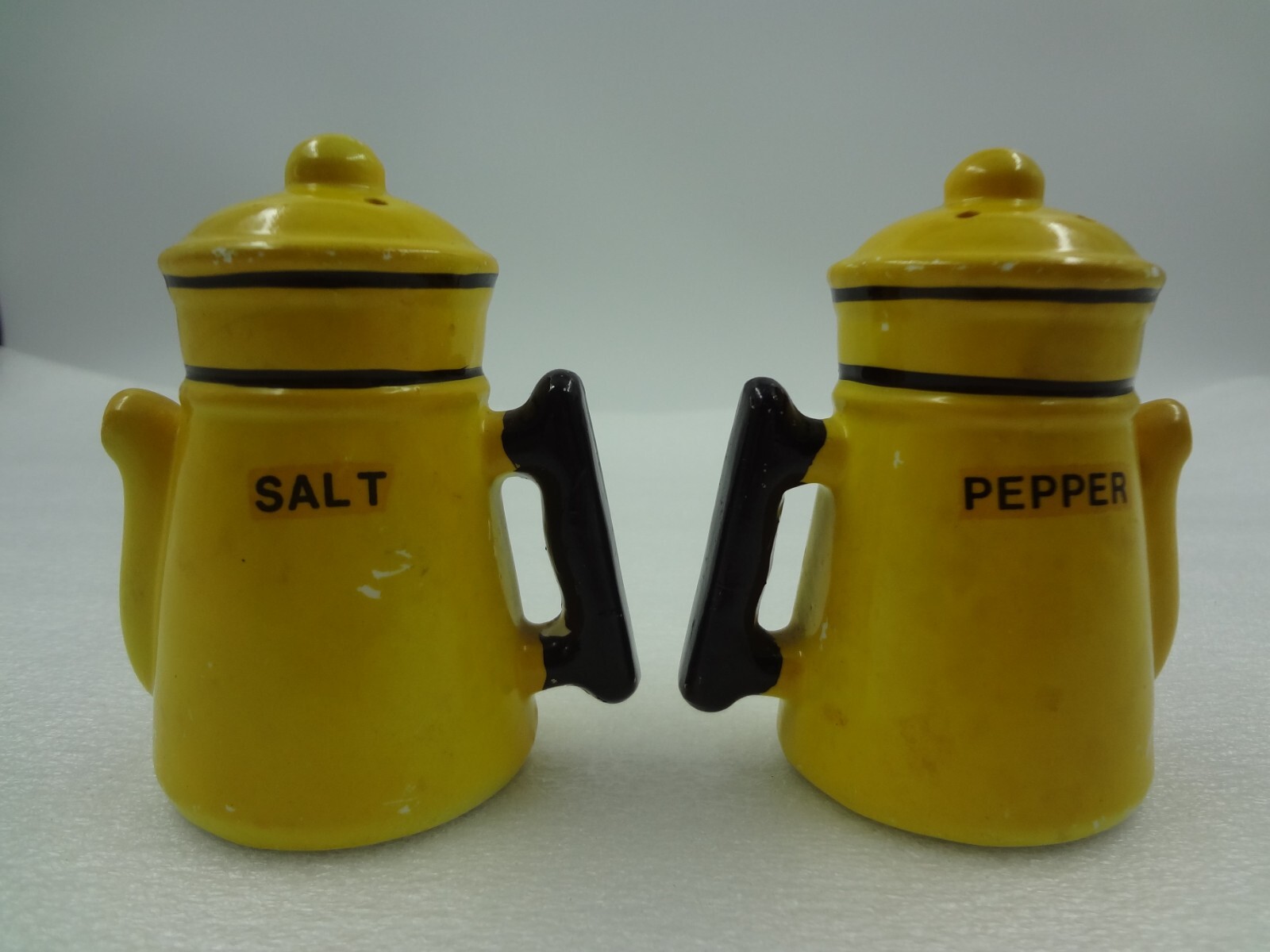 Teapot - Japan Vintage - Salt and Pepper Shakers