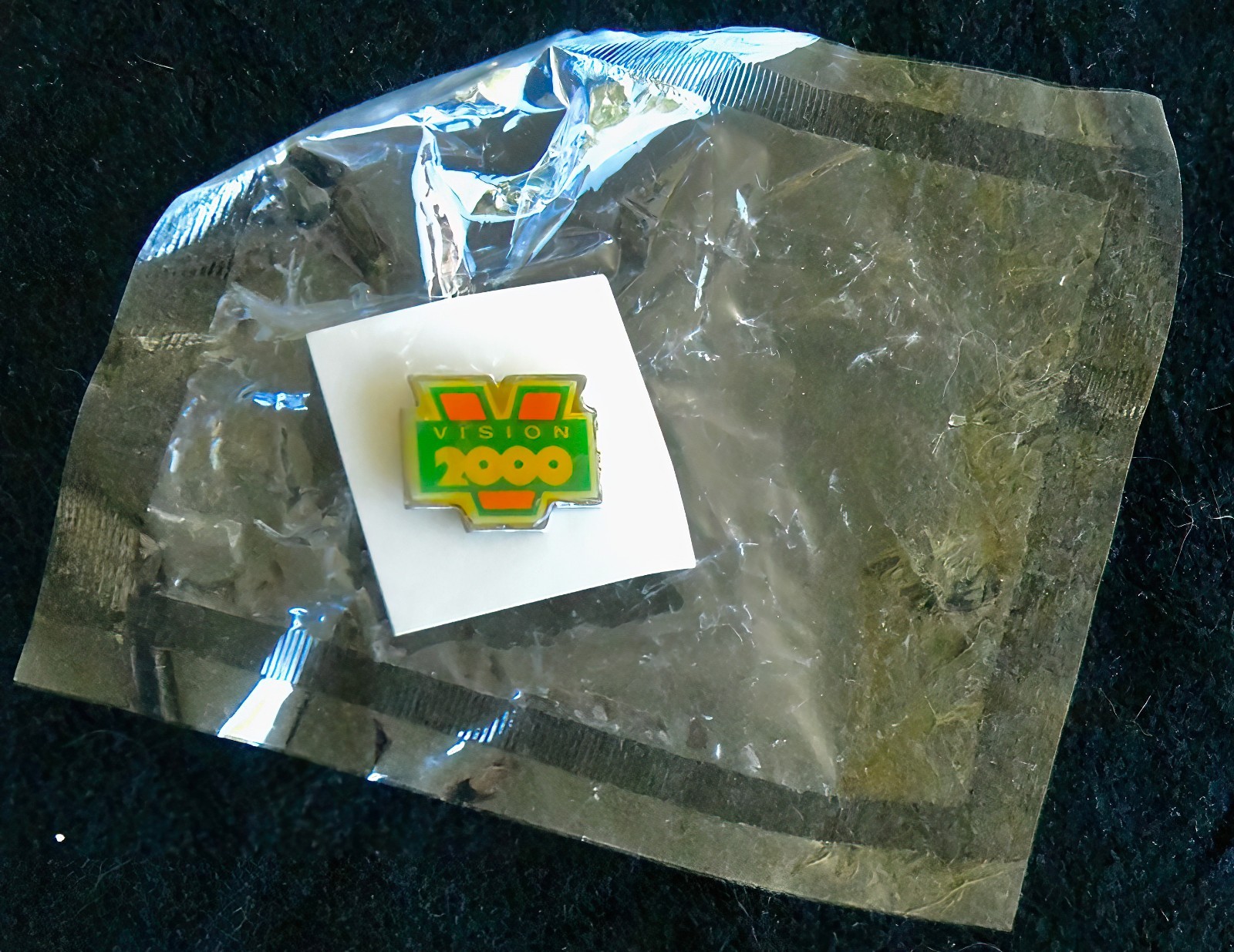Publix 2000 Vision Vintage Lapel Pin Publix 2000 Vision Vintage Lapel Pin