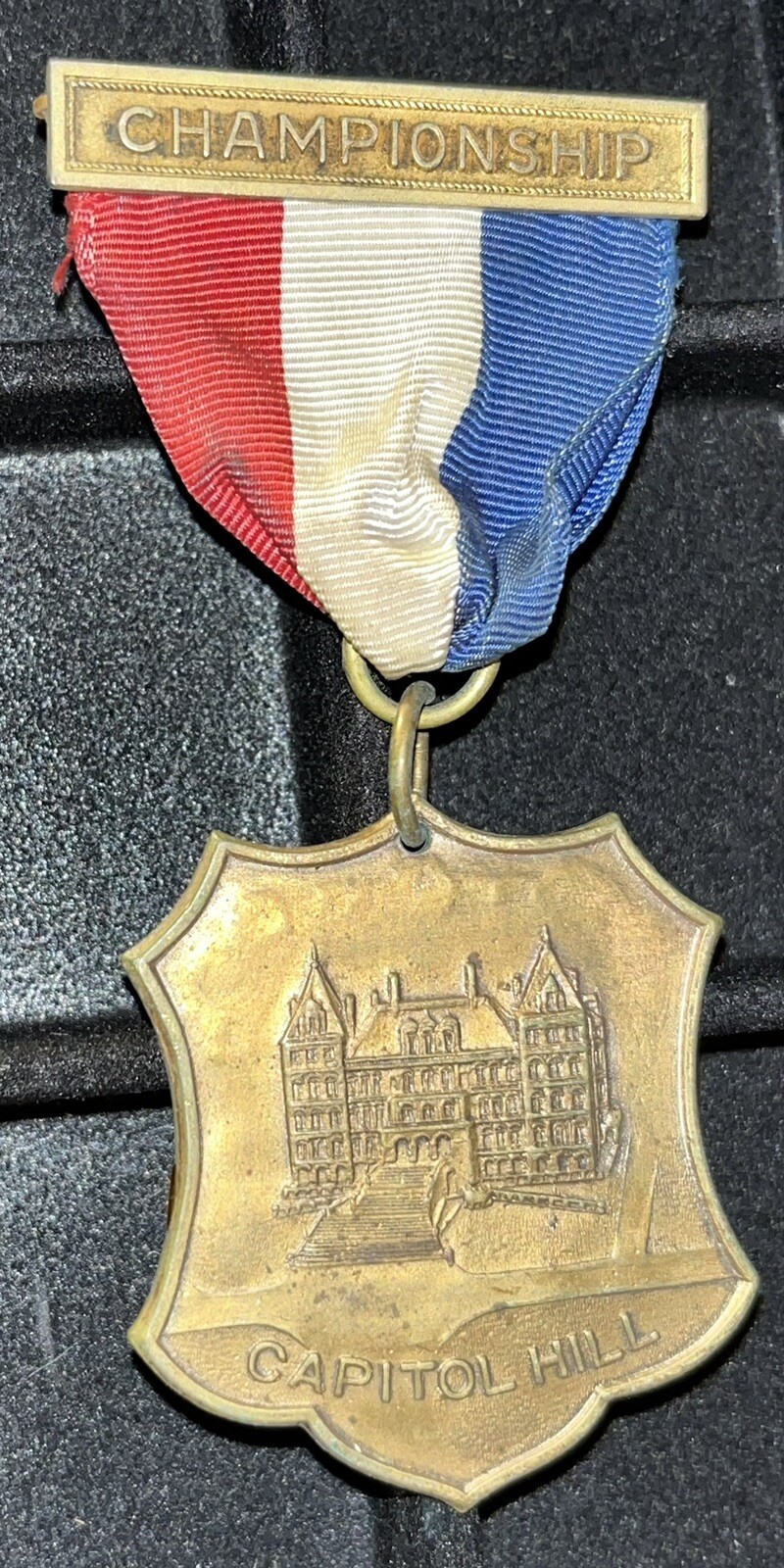 1954 Erie County NY Capitol Hill Club Medal Medallion New York 1954 Erie County NY Capitol Hill Club Medal Medallion New York