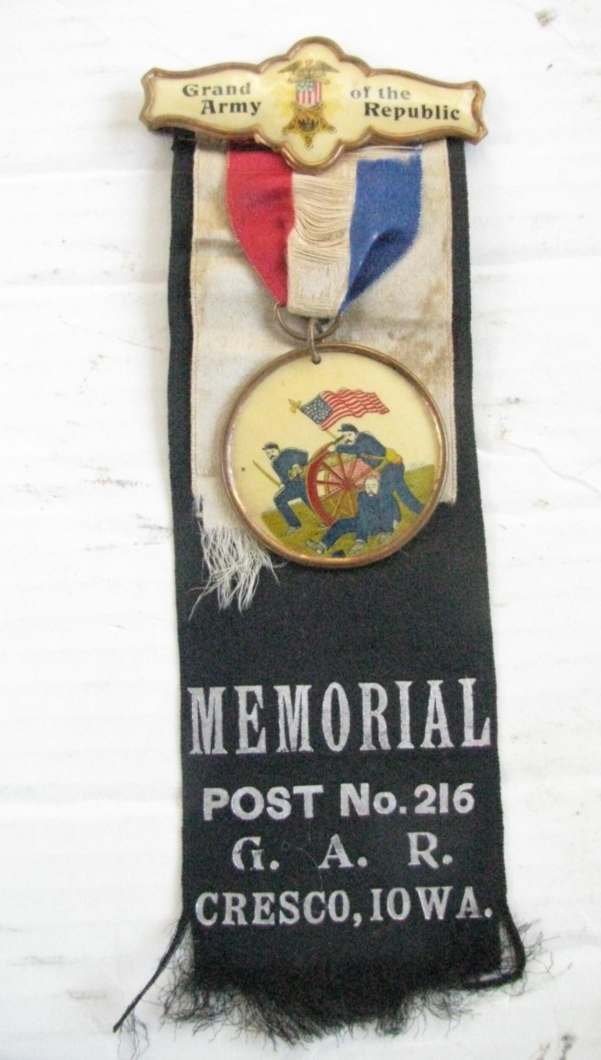 CIVIL WAR IOWA MEMORIAL POST VETERAN REUNION BADGE CRESCO IOWA 1898