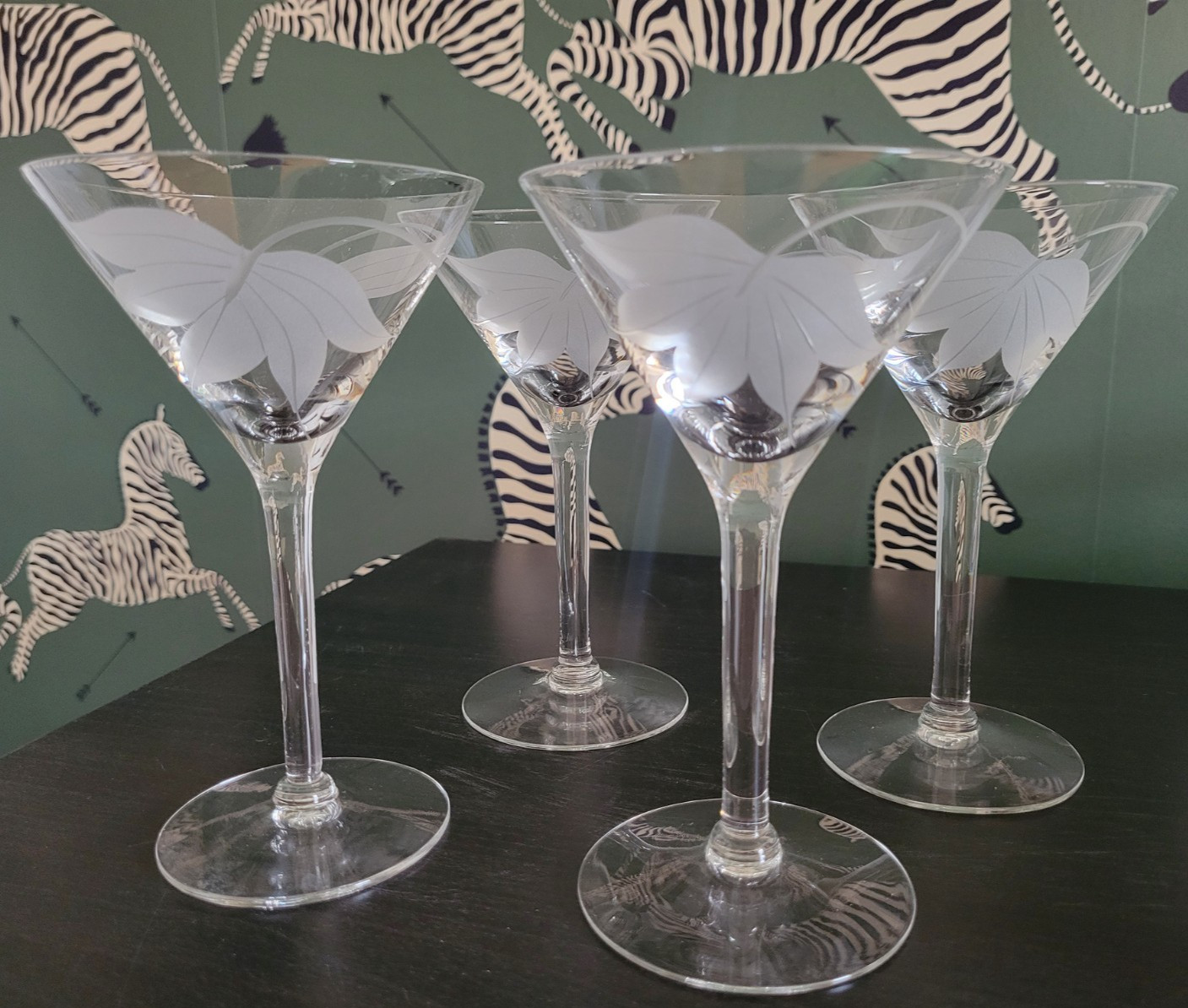 Vintage McBride Cameo Stemmed Martini Glass Cocktail Etched Frosted Leaf SET 4 Vintage McBride Cameo Stemmed Martini Glass Cocktail Etched Frosted Leaf SET 4