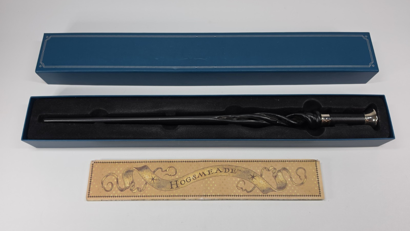 Official Universal Studios Fantastic Beasts Albus Prof. Dumbledore Interact Wand Official Universal Studios Fantastic Beasts Albus Prof. Dumbledore Interact Wand