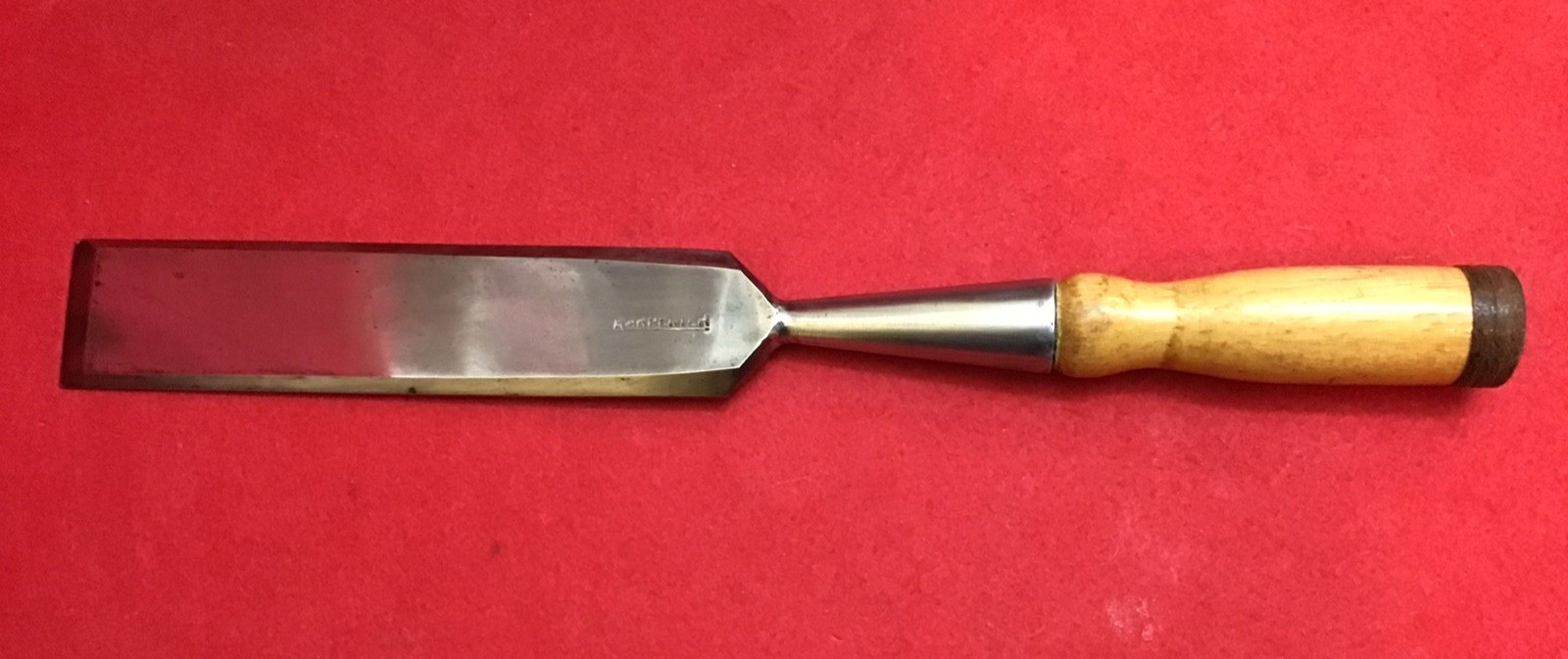 VINTAGE WINSTED EDGE TOOL WORKS  1 1/2” WOOD CHISEL, 13 5/8” LONG-U.S.A.