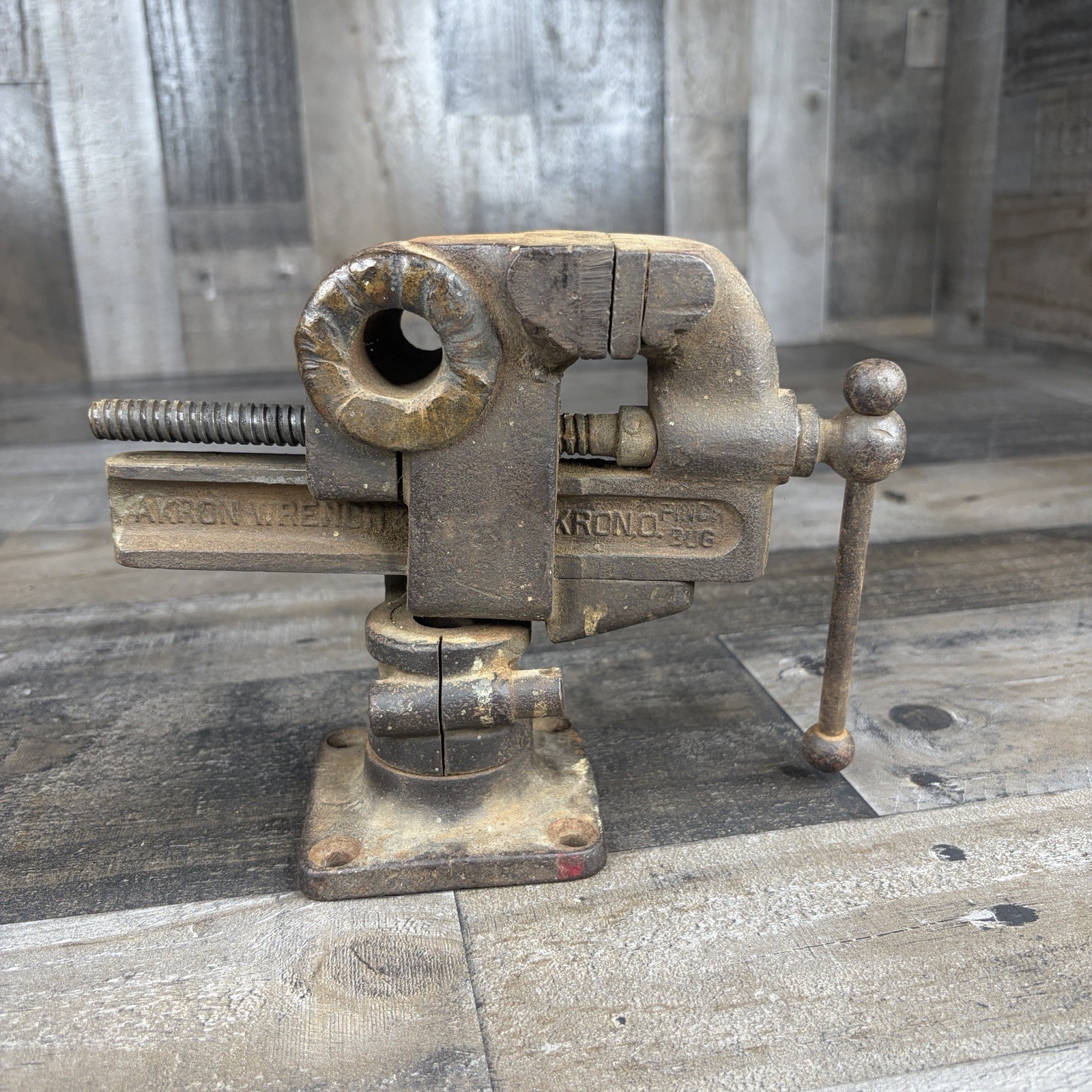 Vintage Pinch Bug Vise 1920s Akron Wrench & Vise Co. Very Rare