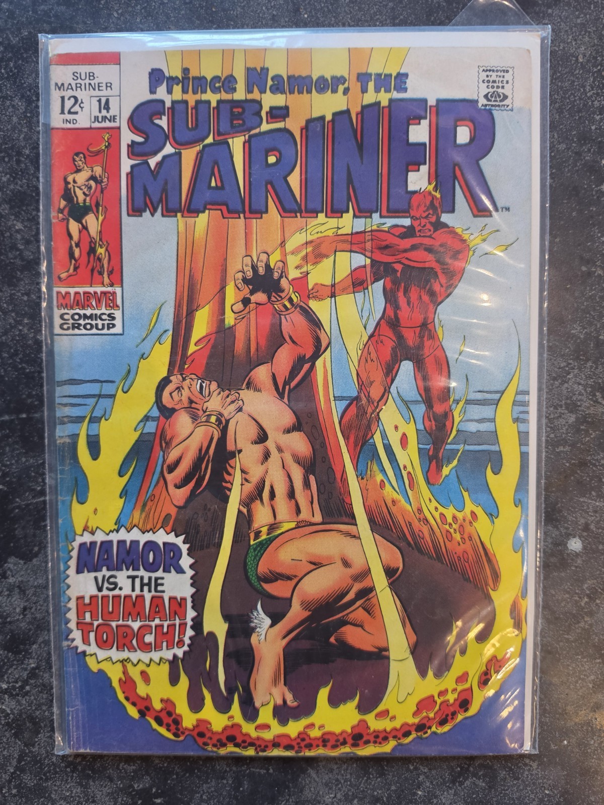 Sub-Mariner #14 1st Appearance Of Toro In Silver Age Marvel Comics 1969 VG-FN Sub-Mariner #14 1st Appearance Of Toro In Silver Age Marvel Comics 1969 VG-FN