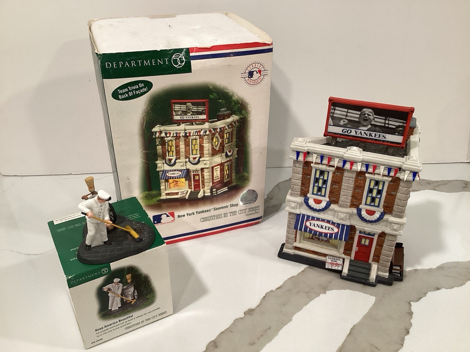 Dept 56 Yankees Souvenir Shop Christmas In The City Village House