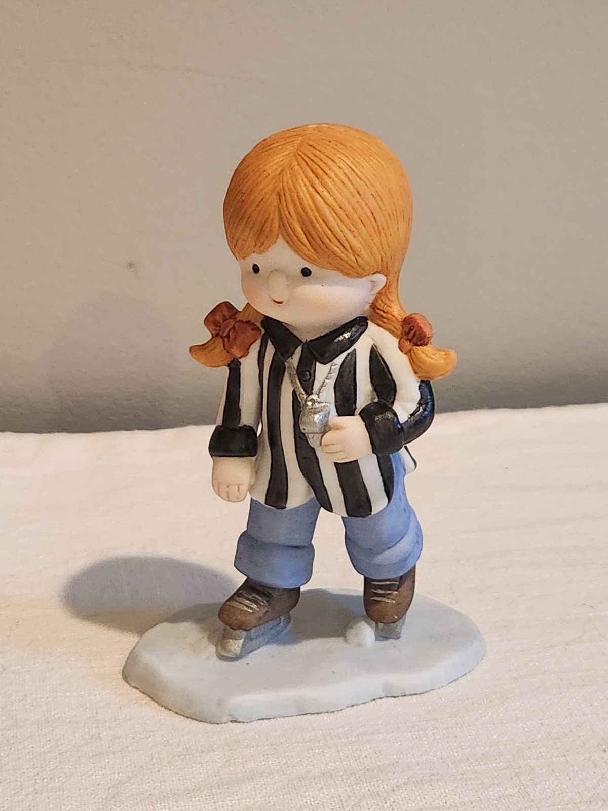 Enesco Country Cousins Katie Ice Skating Referee 1989