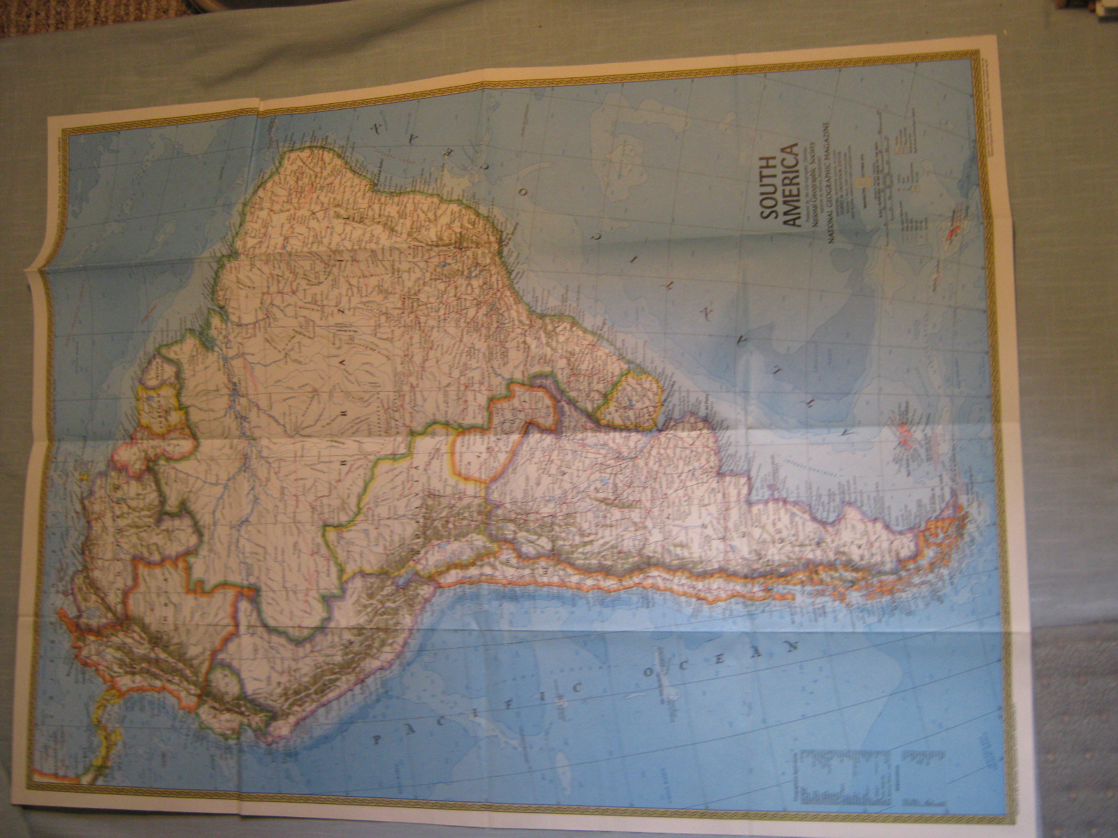 VINTAGE SOUTH AMERICA MAP National Geographic October 1972 