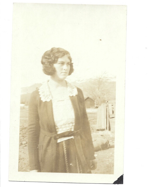 c1900s Pretty Beautiful Gorgeous Woman Well Dressed Real Photo RPPC Postcard