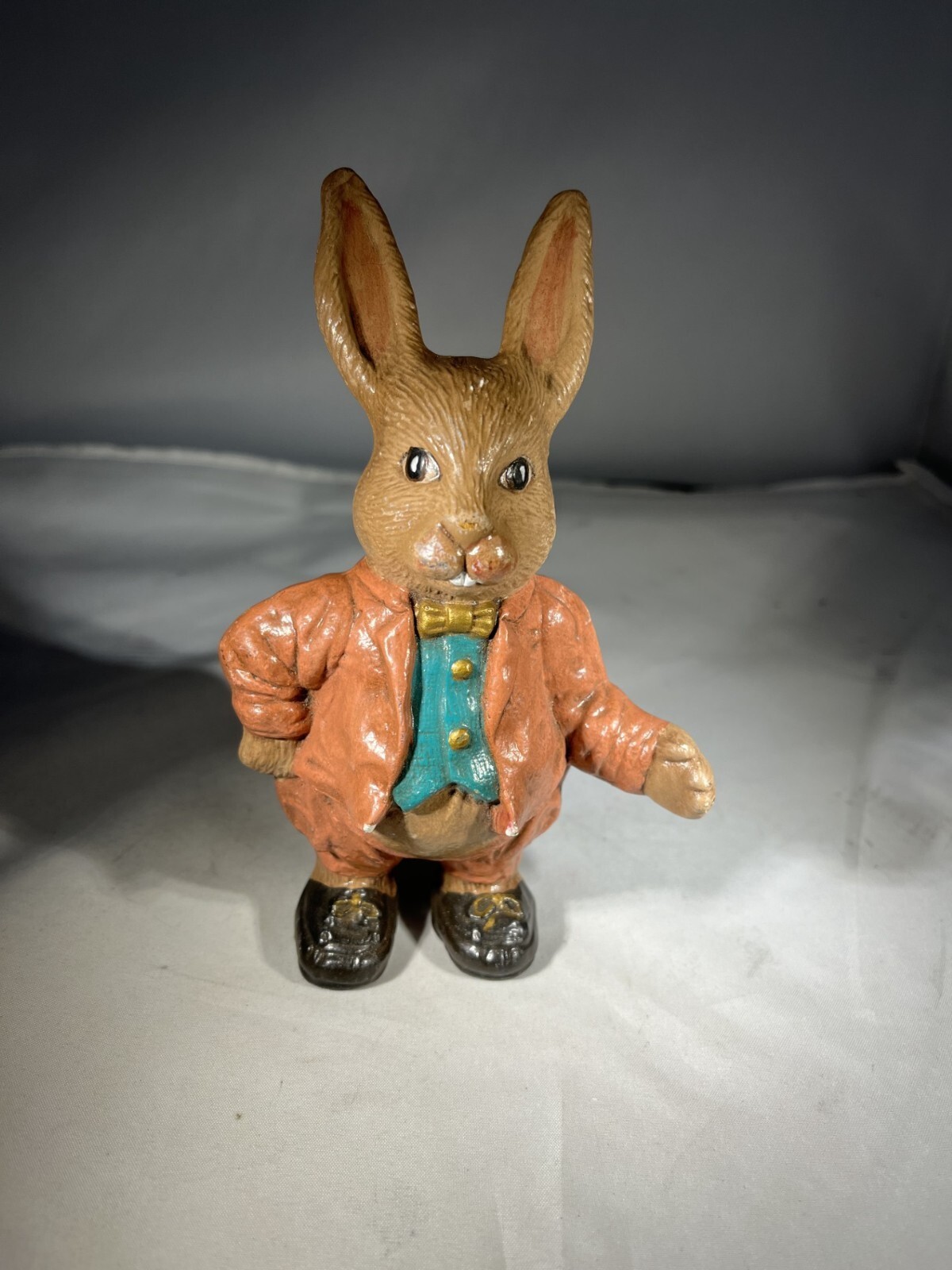 Vintage ceramic Easter Bunny 6 1/2\