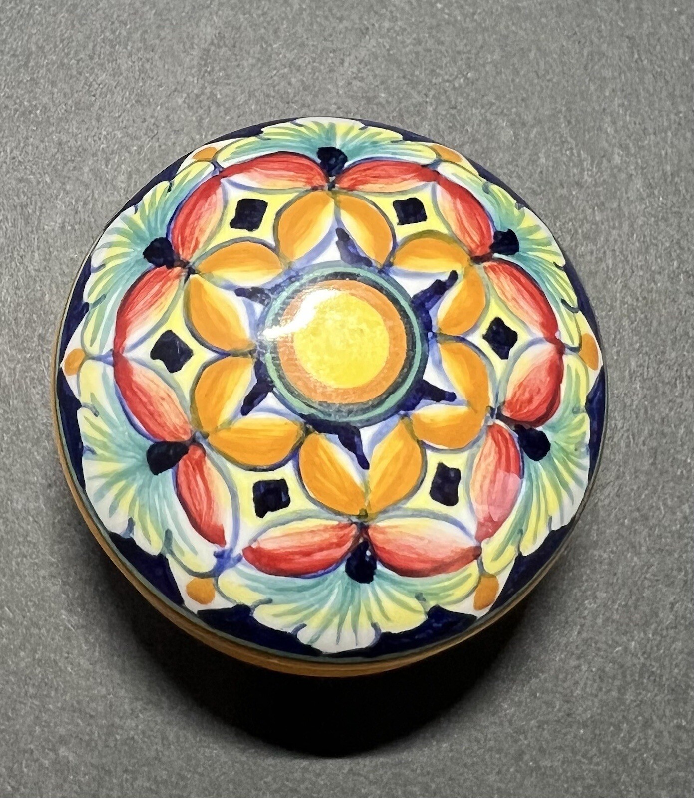 Ceramic Majolica Covered Curved Box
