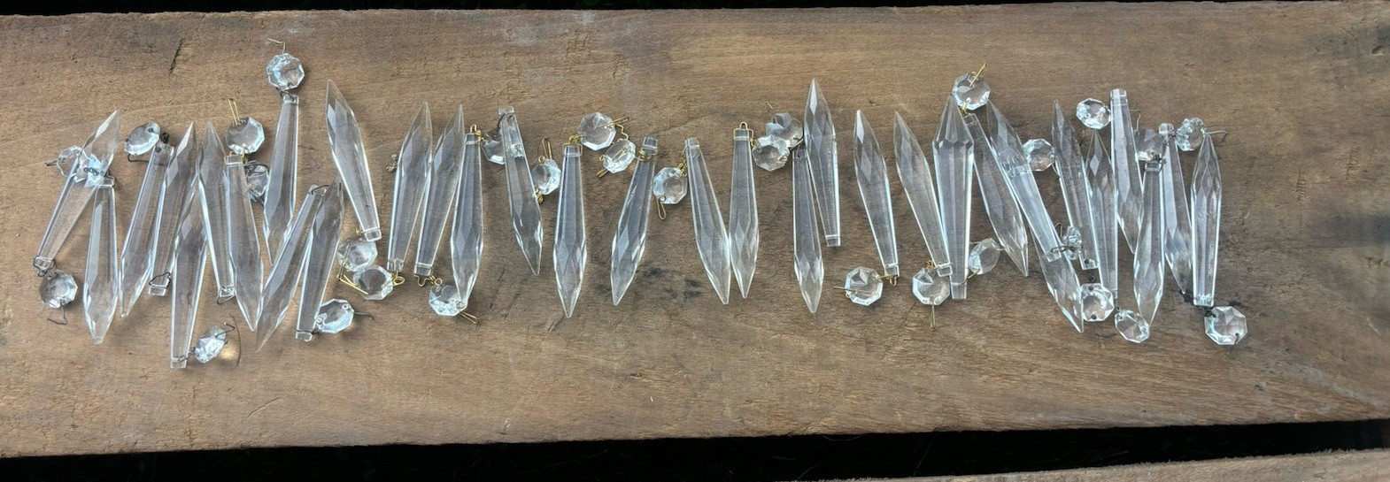 Lot of 30 Vintage Glass Crystal Chandelier Octagon Lamp Icicle Prisms 3.75\