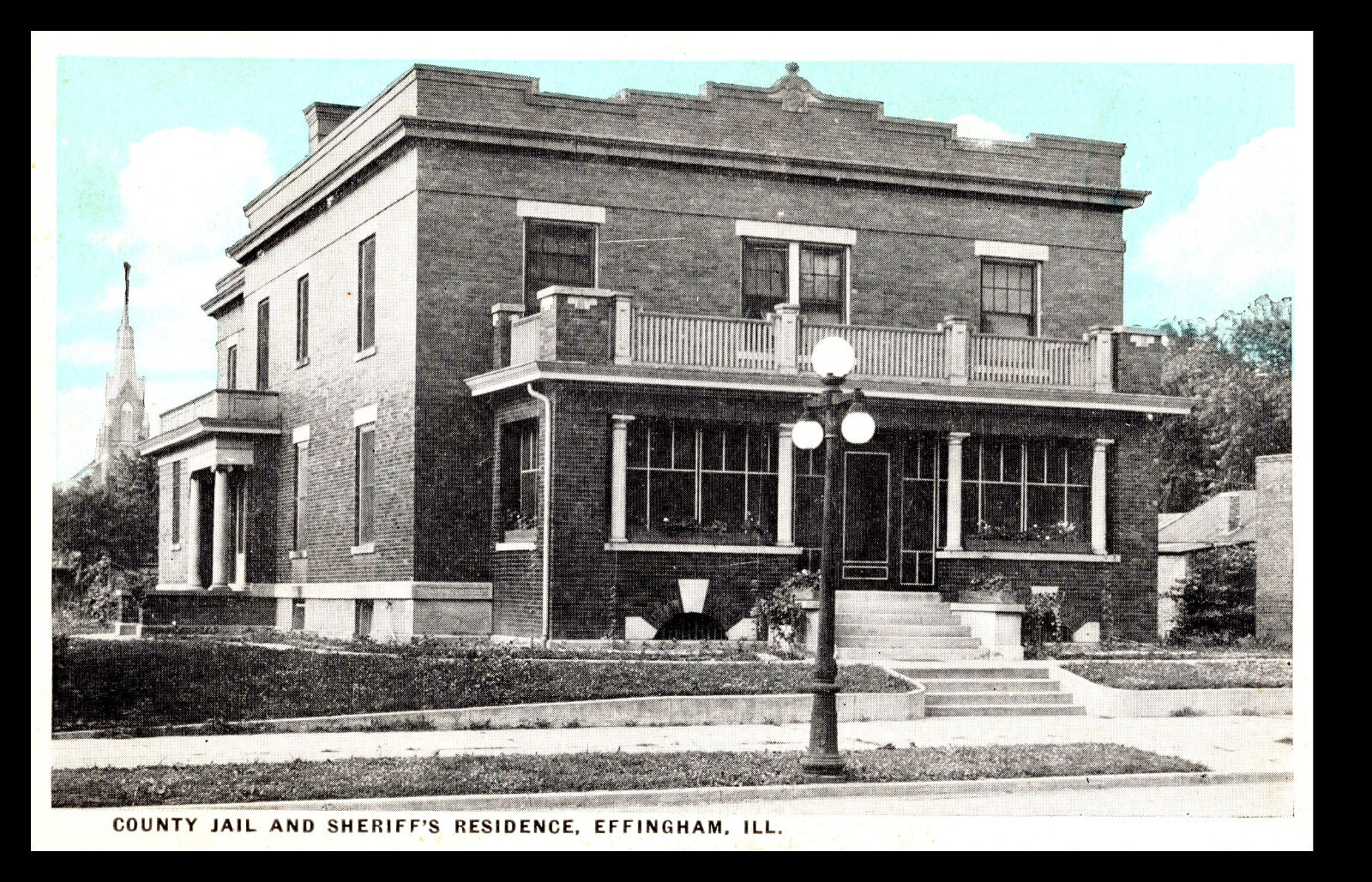 [H4] Postcard Unused, County Jail & Sheriffs Residence Effingham Illinois