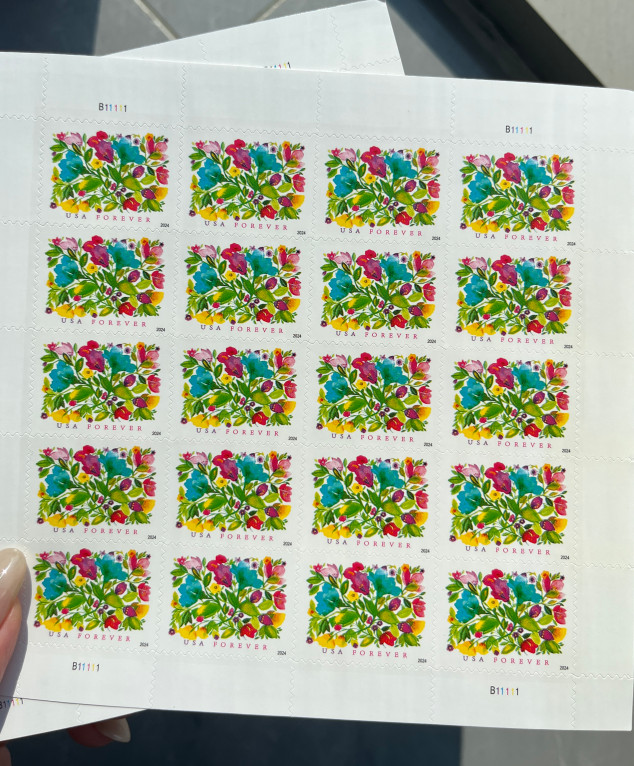 2024 USPS 5 SHEETS OF 20 FIRST CLASS LETTER STAMPS CELEBRATION BLOOMS