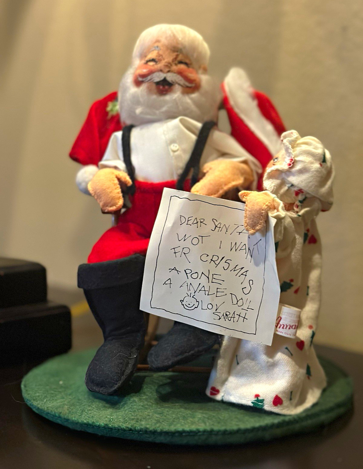 Anna Lee limited edition Santa with child and letter. Excellent condition.