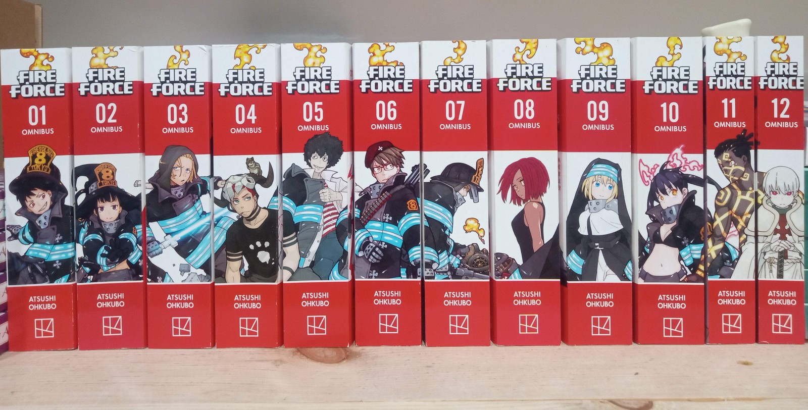 Fire Force Vol. 1-34 Complete Manga Set English Omnibus Version Vol. 1-12