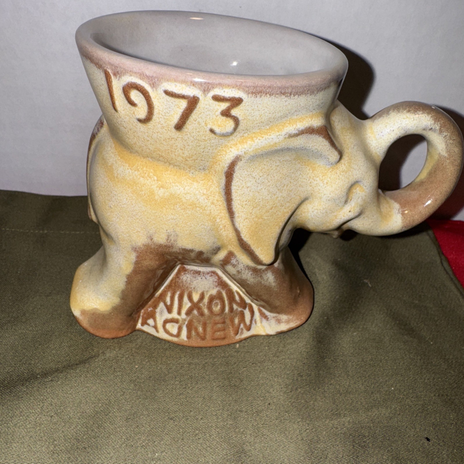 1973 Vintage Frankoma Pottery GOP Elephant Mug Nixon Agnew 4 1973 Vintage Frankoma Pottery GOP Elephant Mug Nixon Agnew 4