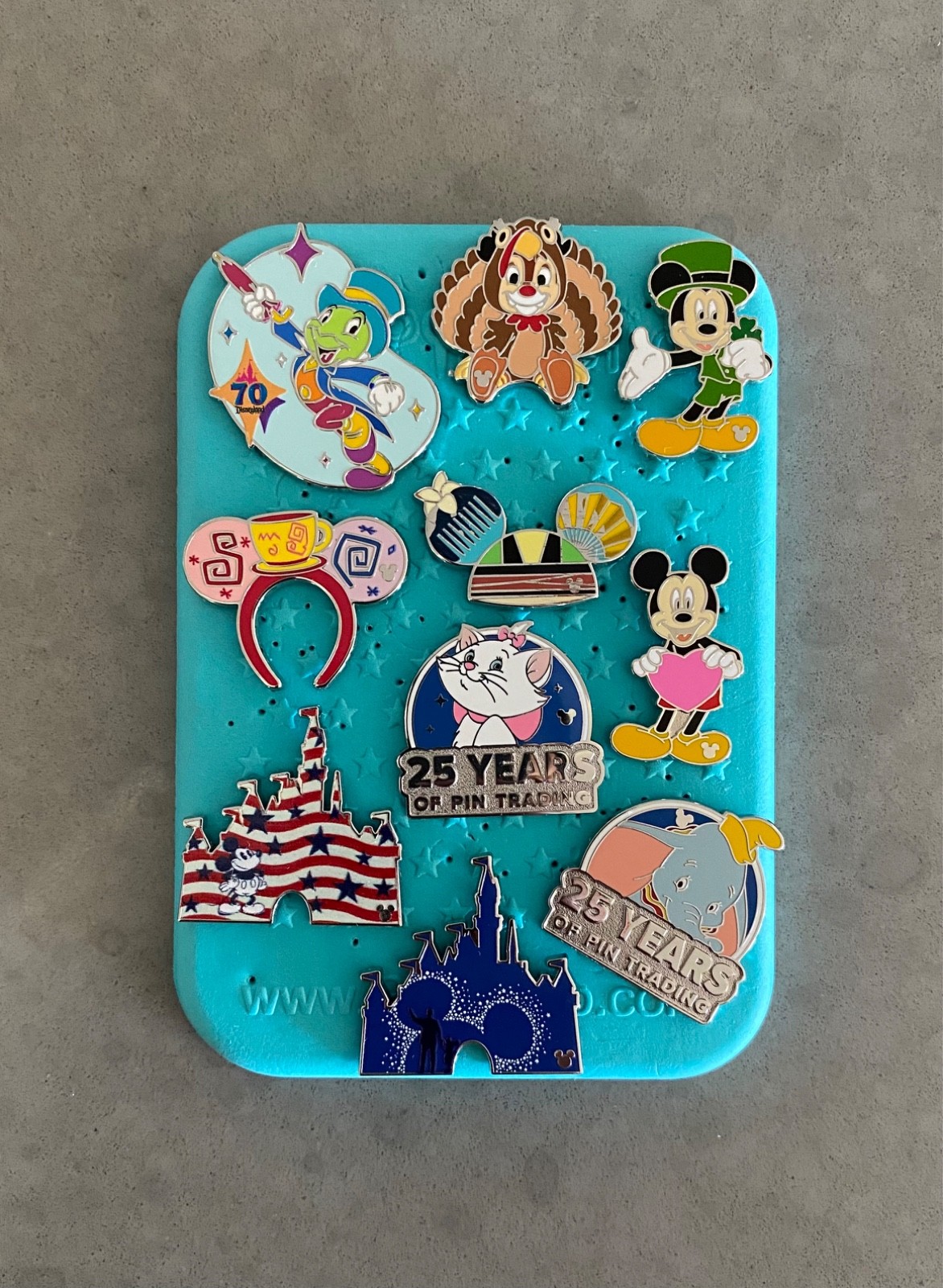 20 Authentic Diamond Disney Pins Lot - No Duplicates