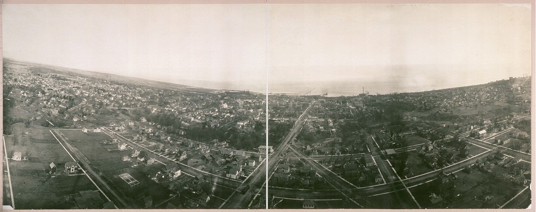 Photo:Bird's eye view of Waukegan, Ill.