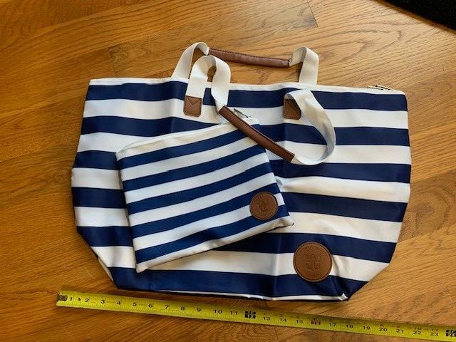 Royal Caribbean  Crown & Anchor loyalty beach tote bag & toiletry bag case
