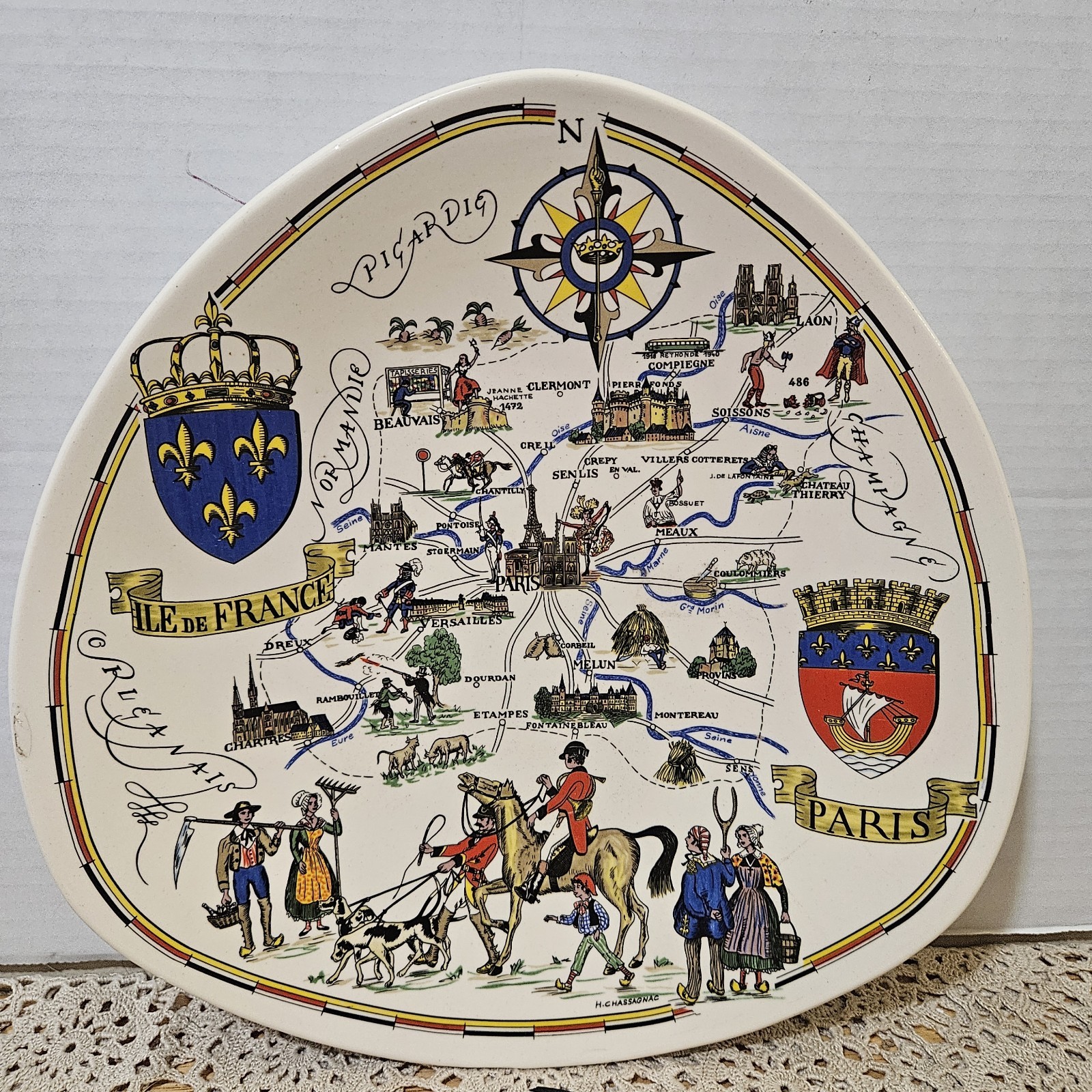 Vintage French Ile de France Paris Map Wall Plate Fayencerie Luneville France
