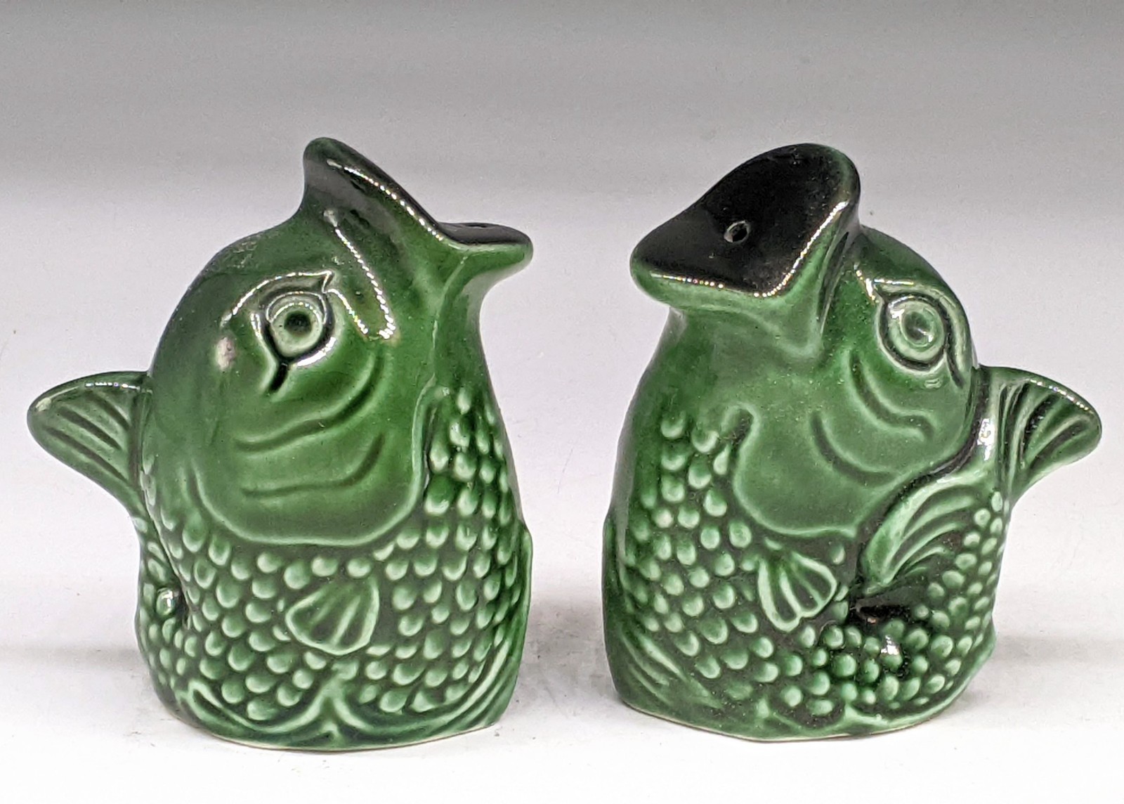 Green Majolica Fish Salt & Pepper Shakers