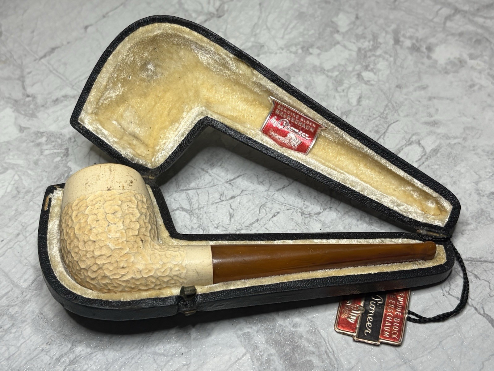 Vintage Block Meerschaum By Pioneer Pipe With Leather Hinged Case