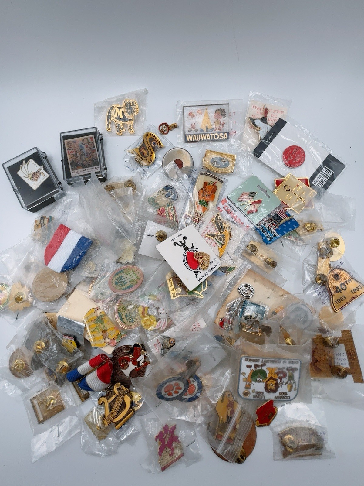 Lot Of Various Pins Pinbacks States Ads Clubs Organizations Some New Some Old Lot Of Various Pins Pinbacks States Ads Clubs Organizations Some New Some Old