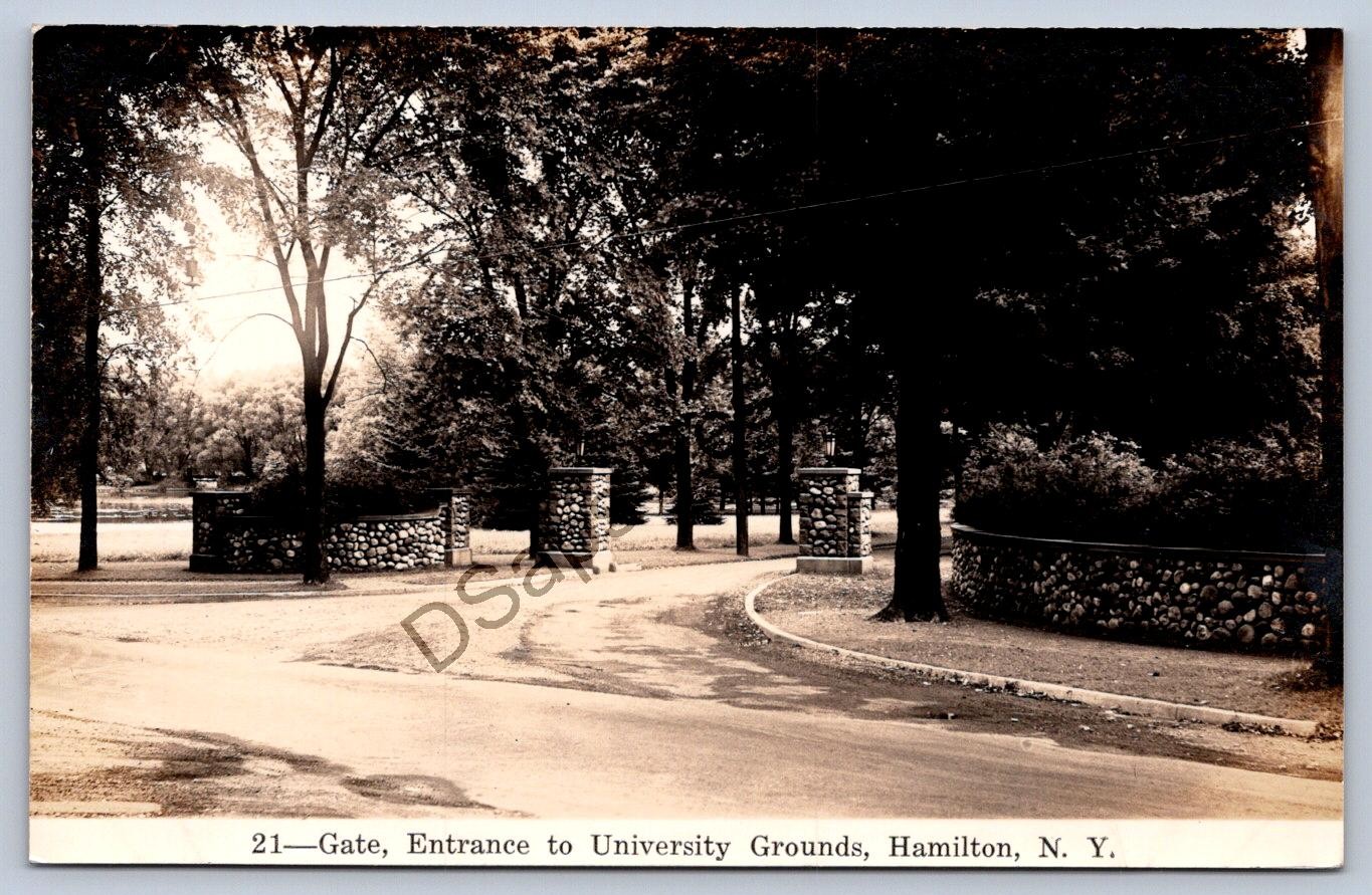 K61/ Hamilton New York RPPC Postcard c1940s Colgate University Entry Gate 69
