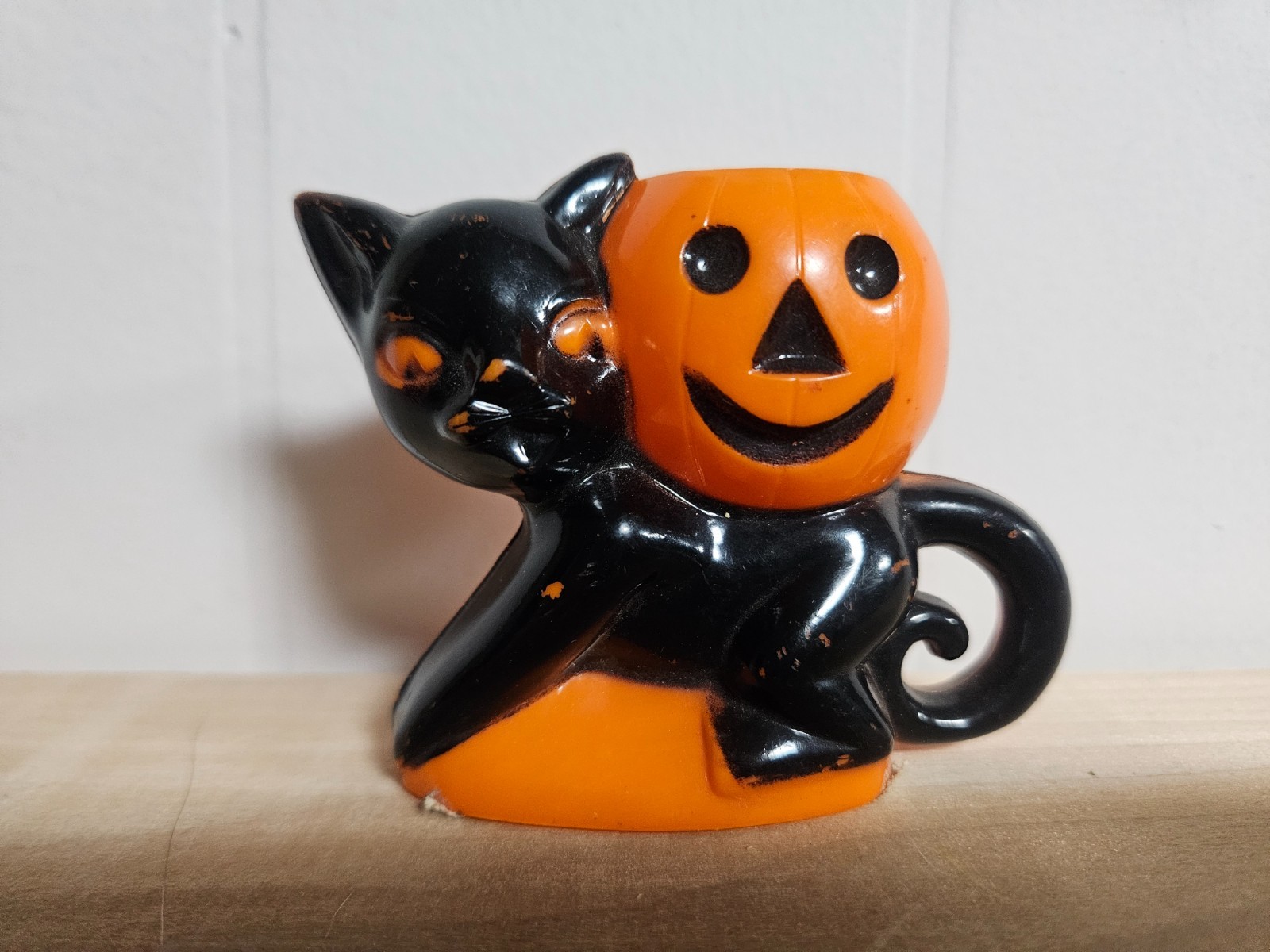 Vtg 50s Rosbro Halloween Cat With Pumpkin Plastic Treat Candy Holder Party Favor