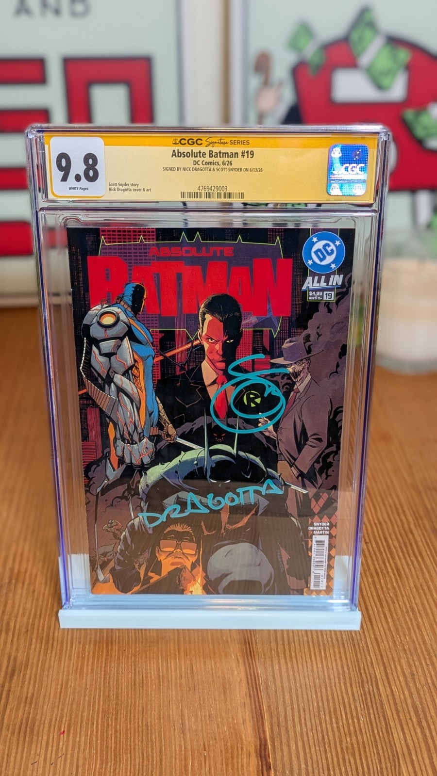 Absolute Batman #19 1st Print CGC SS 9.8 Signed by Scott Snyder & Nick Dragotta