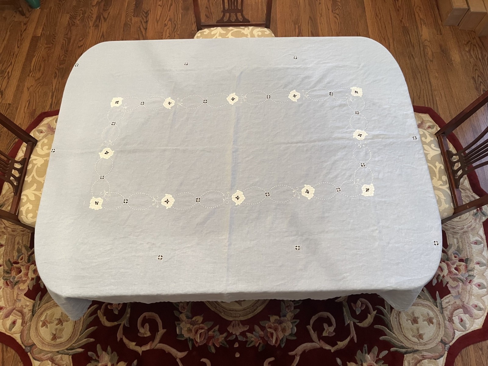 Vintage Embroidered Linen Tablecloth (80