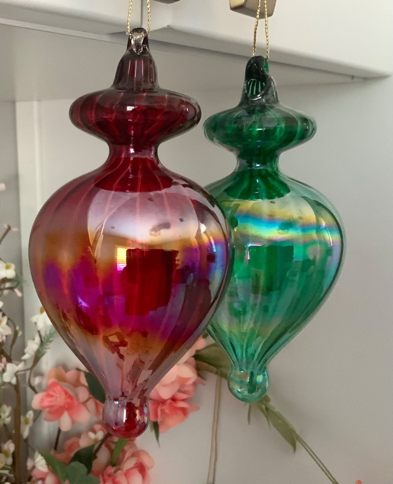 Lot 2 Vtg Glass Christmas Iridescent Spiral Holiday Ornaments Villeroy & Boch