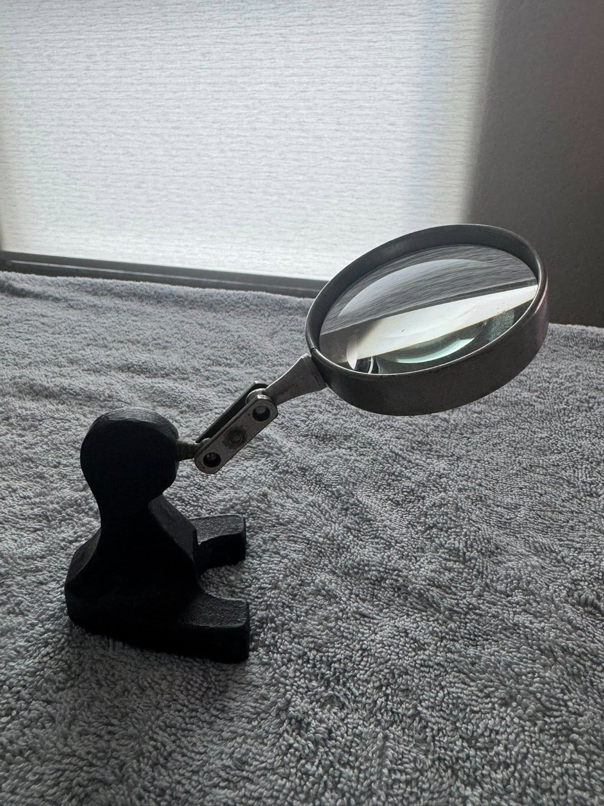 Vintage Cast Iron Bench Magnifier Adjustable Arm Glass Inspection Tool 6.5\