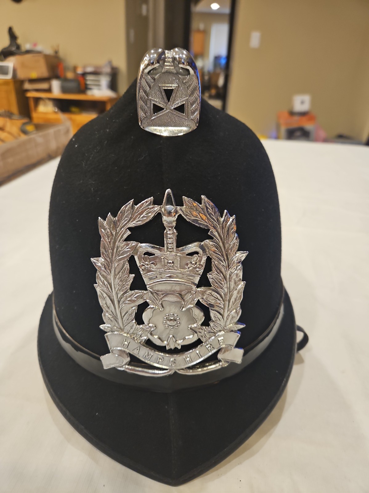 Vintage Hampshire Constabulary Police Custodian Helmet Coxcomb Compton Webb 7...
