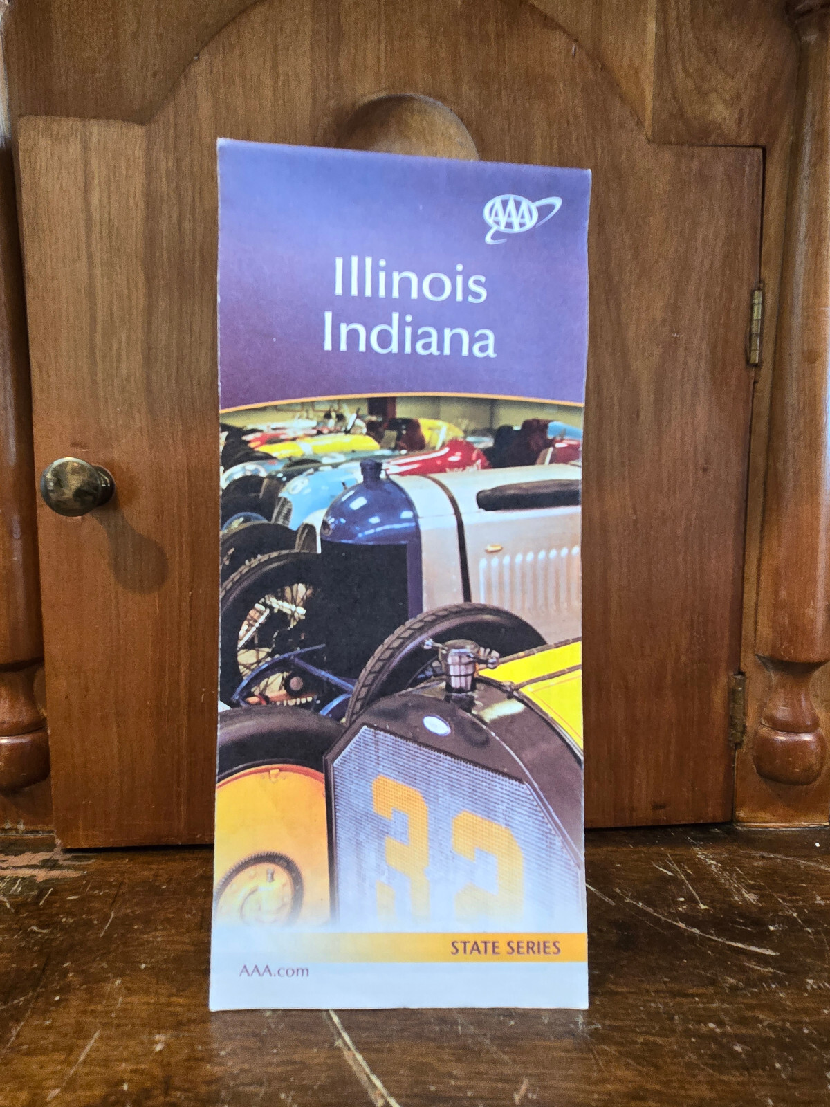 FOLDING MAP OF ILLINOIS & INDIANA STATE SERIES / HUGE FOLDOUT 2012