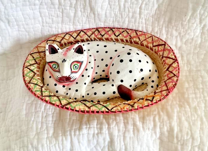 Vintage Balinese Handcrafted Folk Art Spotted Cat Curled in a Colorful Basket Vintage Balinese Handcrafted Folk Art Spotted Cat Curled in a Colorful Basket