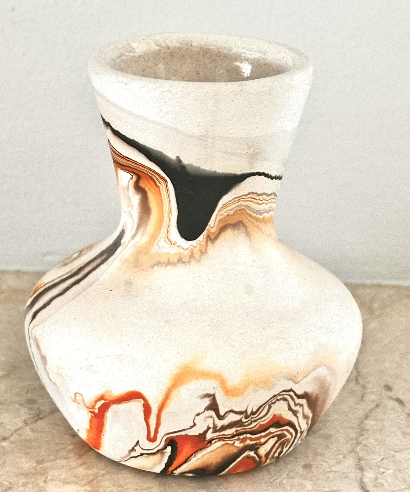 Vintage Nemadji Pottery Hand Made Native Clay Swirl Bud Vase 3.5\