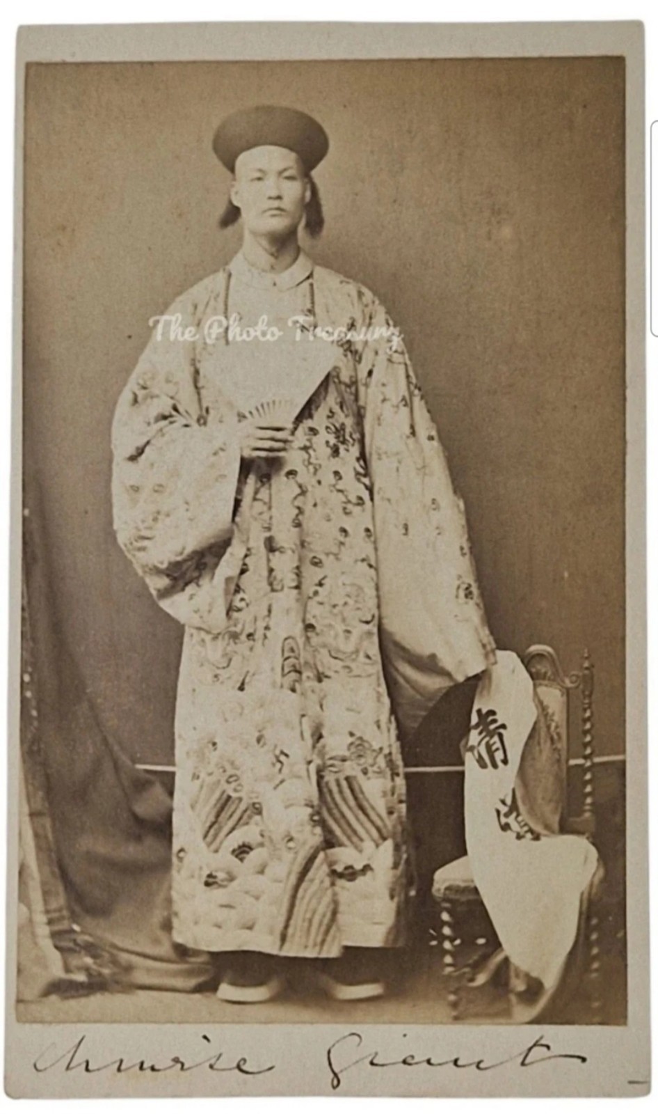 CDV SIZE PHOTO CHANG THE CHINESE GIANT ZHAN SHICHAI BARNUM CIRCUS ANTIQUE