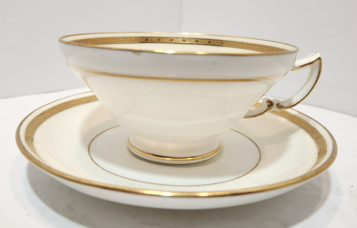 Antique Mintons England Footed Cup & Saucer H3251 Gold Encrusted Band Cream Rim