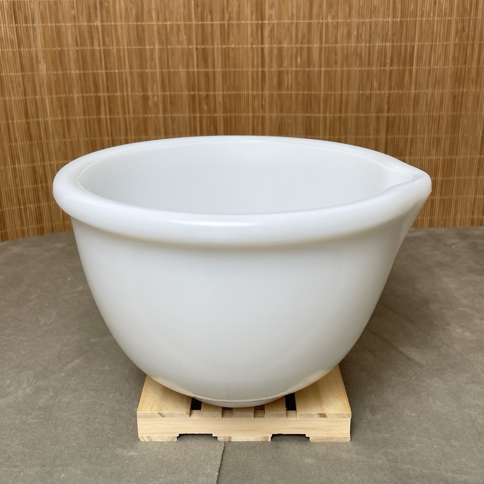 Vintage White Milk Glass Mixing Bowl w/Spout By Glasbake Replacement For Sunbeam Vintage White Milk Glass Mixing Bowl w/Spout By Glasbake Replacement For Sunbeam