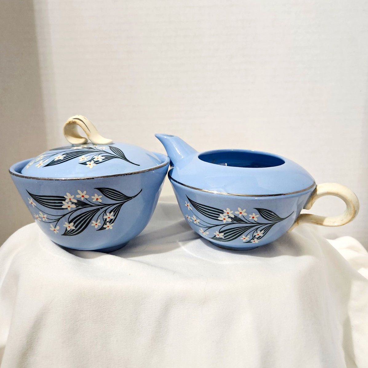 Vintage 1956 Homer Laughlin Skytone Creamer Sugar Bowl Set Floral Blue