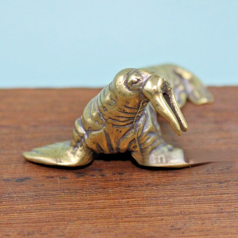 Walrus Figurine Brass Statue Home Office Table Decoration Animal Figurines s