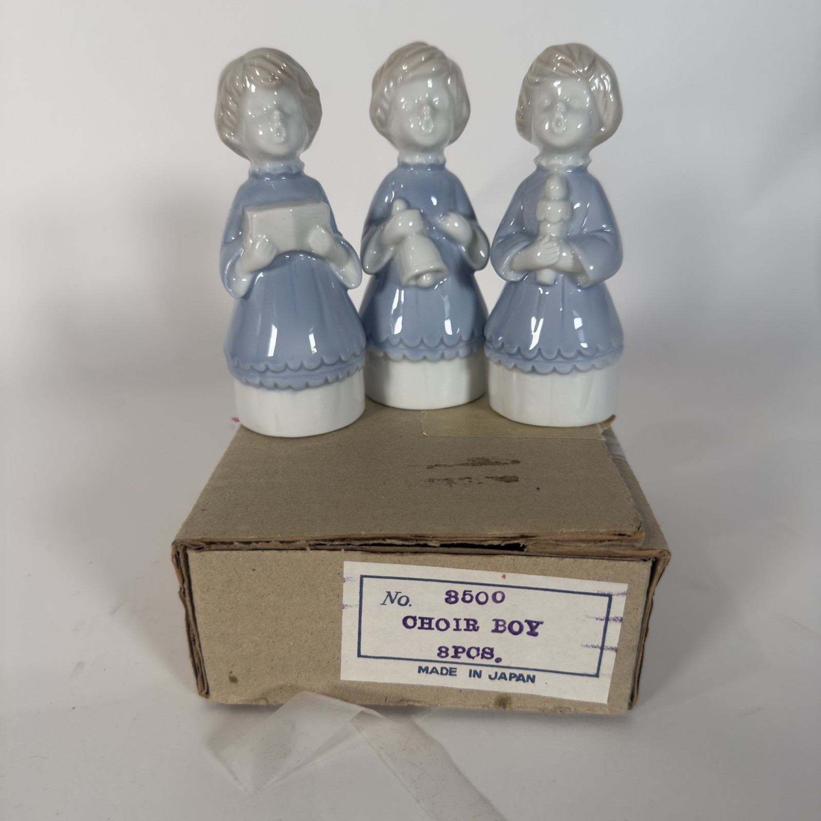 Vintage Japan Choir Boys Porcelain Figurines Set 3 Blue White No 8500 Box