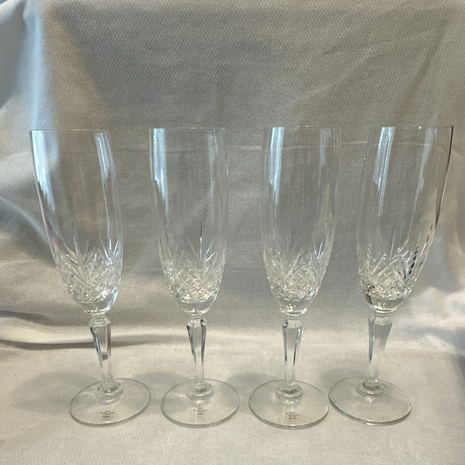 Avon 24% Lead Crystal Champagne Flutes 7 oz Clear Etched Stemmed Set of 4