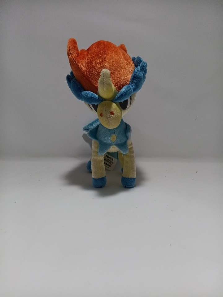 2012 Takara Tomy Nintendo Pokemon Keldeo Resolute 9\